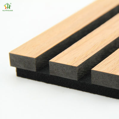 よい価格 Customized Color Black MDF+Polyester Fiber Acoustic Slat Wall Panel with 550kg/m3 ~ 880kg/m3 Density オンライン